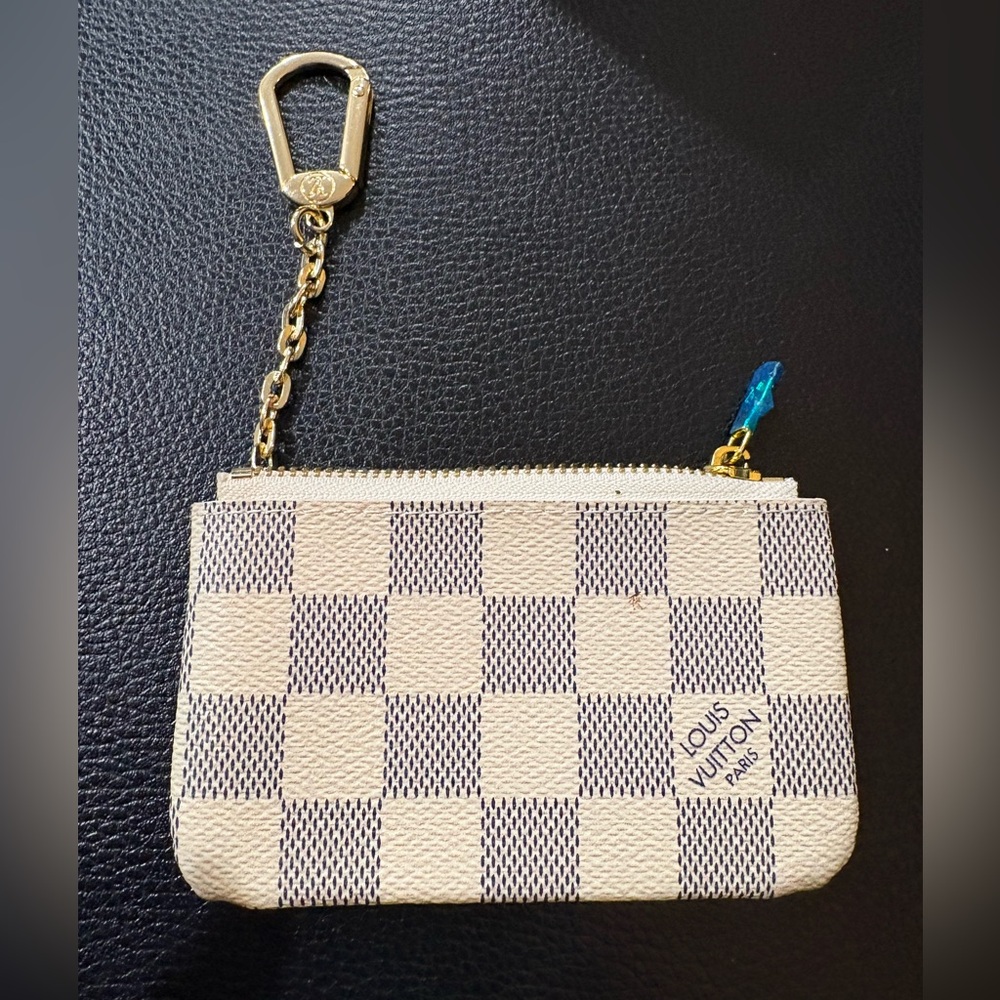 Designer inspired Checkered Keychain Wallet - Picture 2 of 5